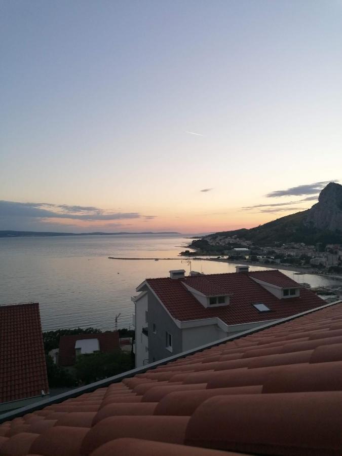 Geek Apartment Omiš Buitenkant foto
